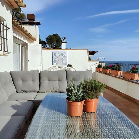 Tamariu Platja - Penthouse On Passeig Del Mar. Lägenhet Exteriör bild