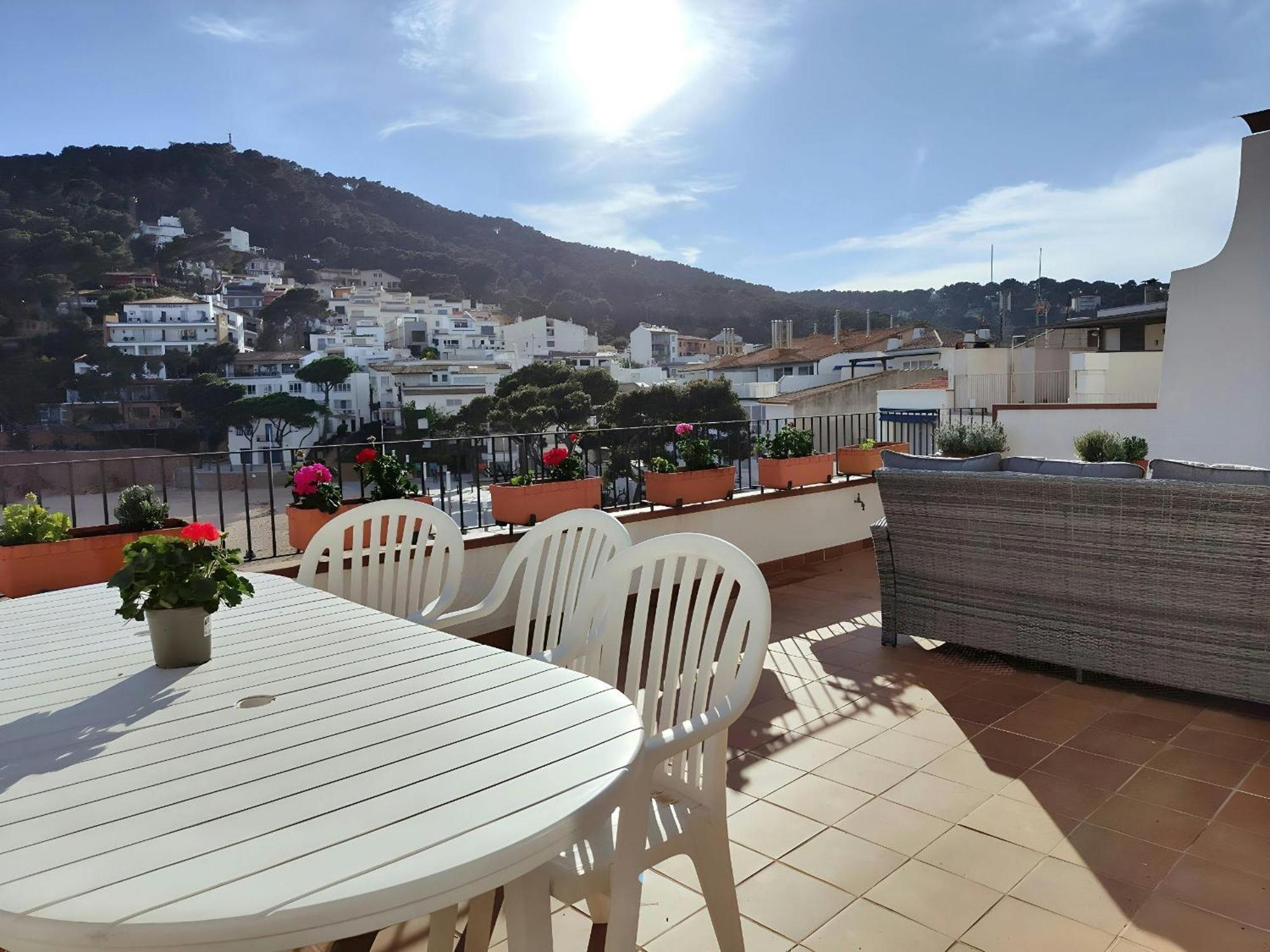 Tamariu Platja - Penthouse On Passeig Del Mar. Lägenhet Exteriör bild