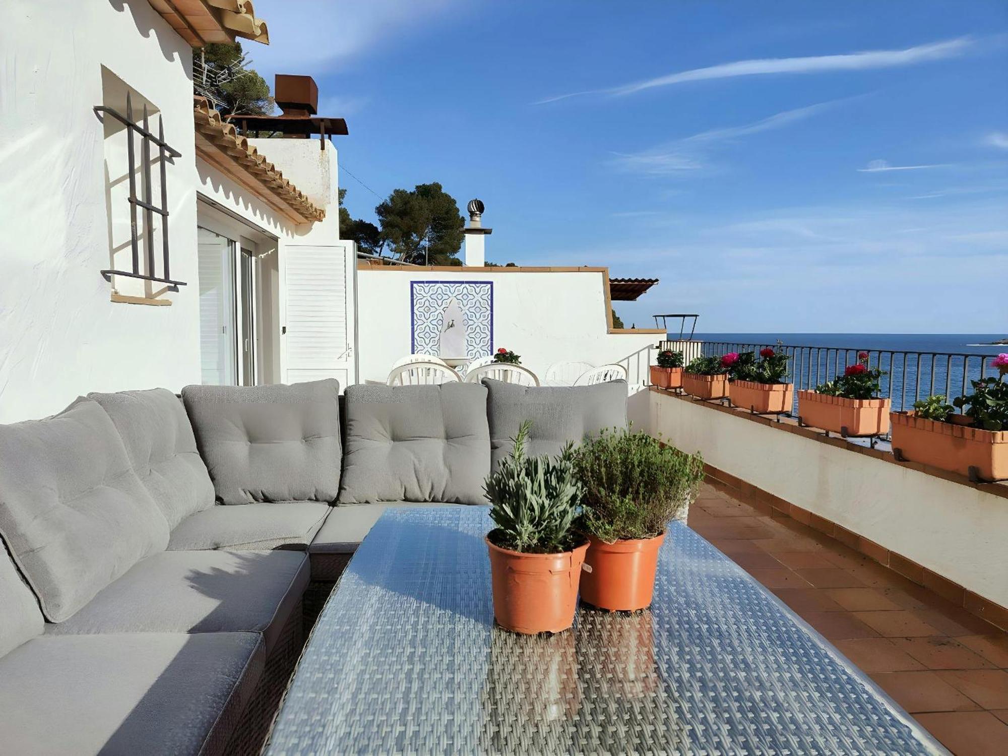 Tamariu Platja - Penthouse On Passeig Del Mar. Lägenhet Exteriör bild